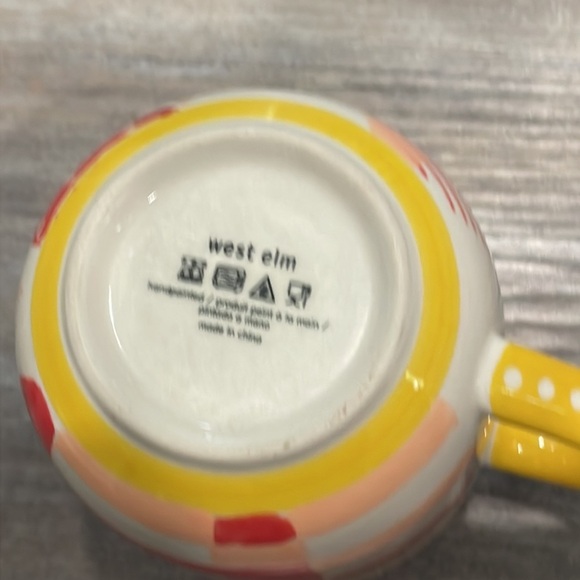 West Elm mug - Picture 3 of 4